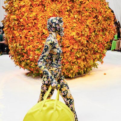 London Fashion Week Febbraio 2022. Calendario e Link con Milano.