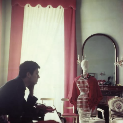 Valentino Garavani, un tuffo nella storia del Re dello charme assoluto