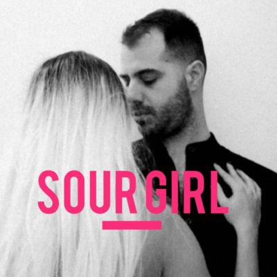Intervista a Sour Girl: il debutto di “Neon on the Dance Floor” tra synth e passioni