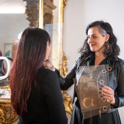 Nasce “DERMOCROMIA” – Il primo corso in Italia che unisce Armocromia e Dermopigmentazione. A Roma, il 9 giugno 2025