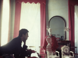 Valentino Garavani, un tuffo nella storia del Re dello charme assoluto