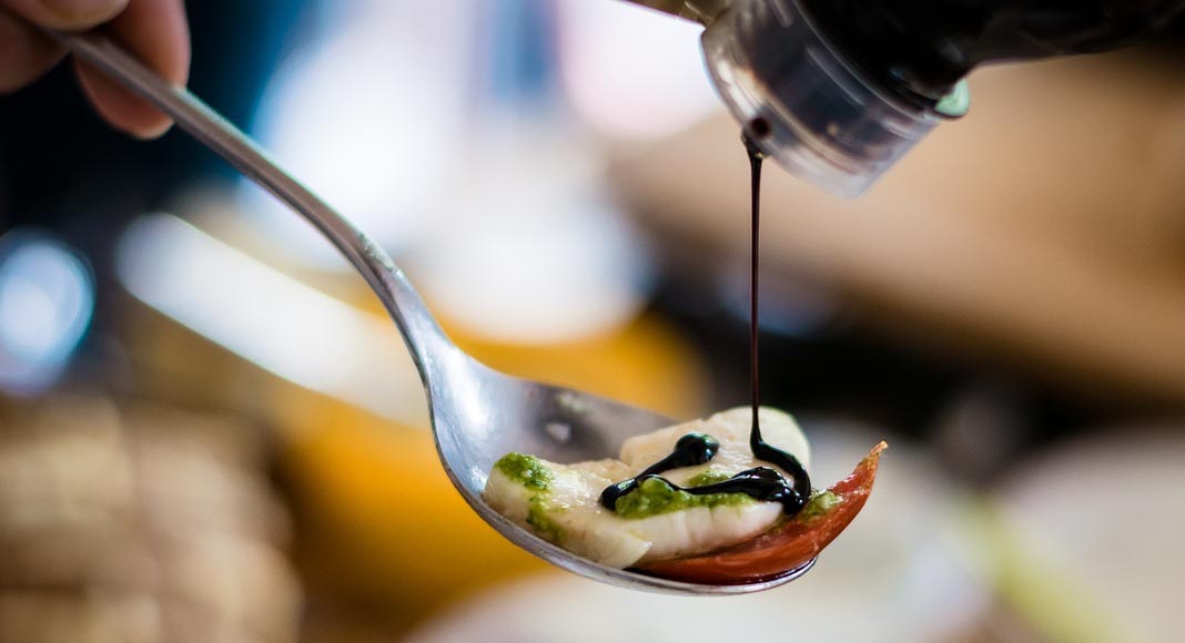 Sorprendi con le perle di aceto balsamico: come usarle - Fashion News  Magazine