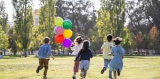 L'importanza di far giocare i bambini più piccoli per strada