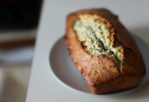 Banana day: recuperiamo le banane annerite per preparare il Banana Bread